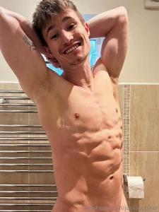 Happy sunday everyone new ppv out buns of steel