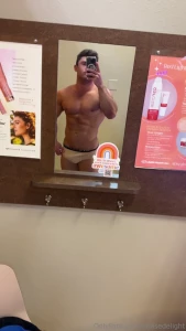 Im backkkk made some new content for yall hope yall are having a good