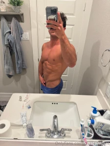 Yall be ready ay 10pm cst tonight i have alittle something being sent part 1