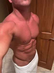 Been enjoying costa rica got me a good tan goin and alittle sun burn