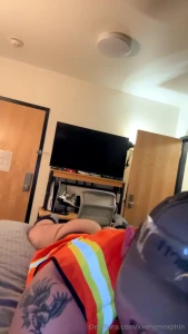 Spreading my hole before i use my dildo part 1