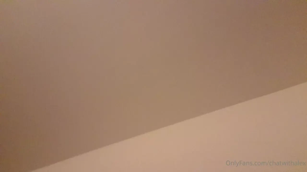 Mi dick scares me sometimes i wake up with huge boners ive never seen 