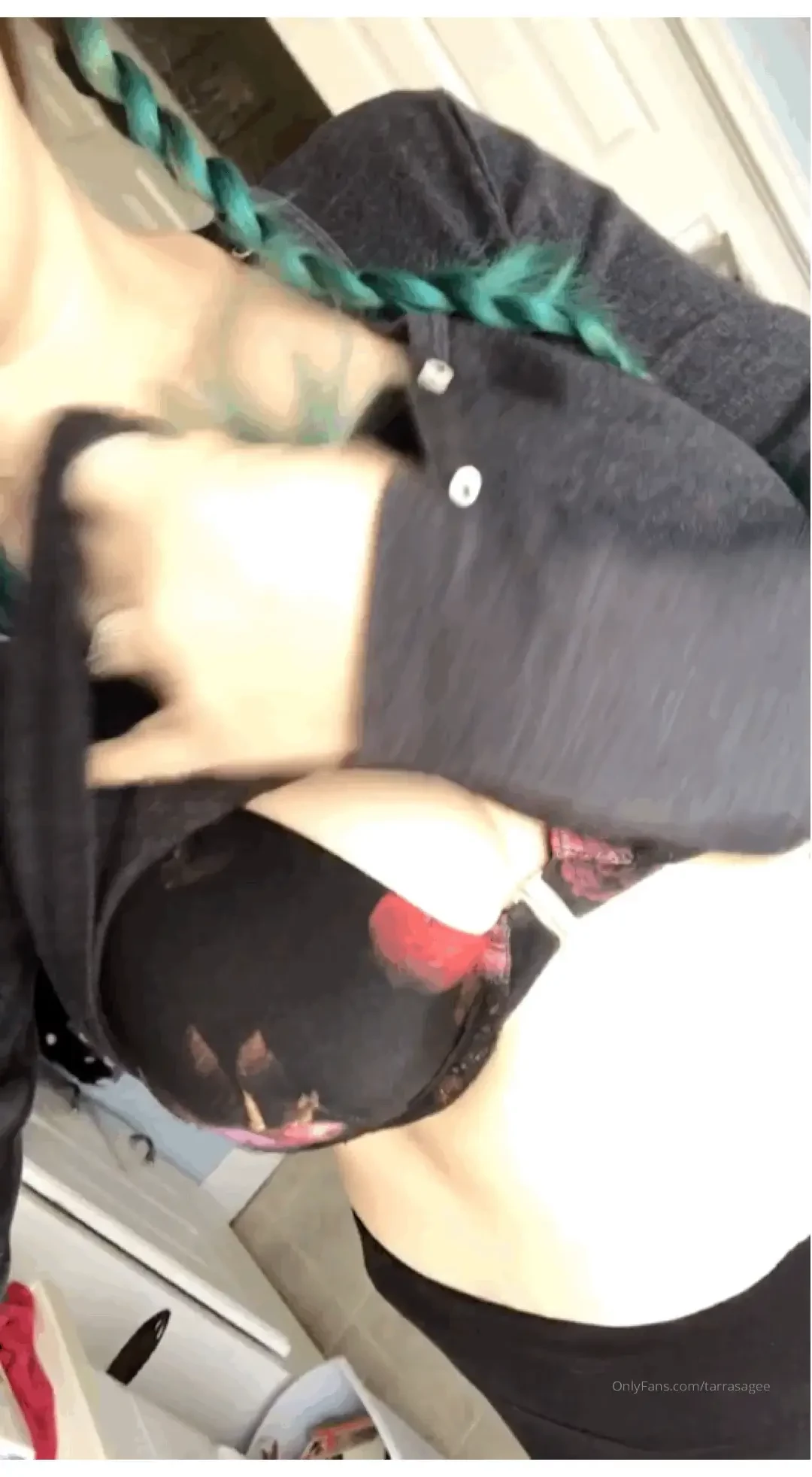 I m headed out to go spend some time with a girlfriend wanna see what 