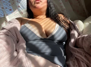 I love the way the light and shadows look on my skin