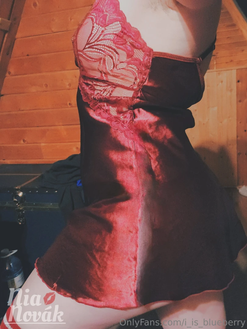 Ah the pretty red dress always so comfy and inexplicably rising above 