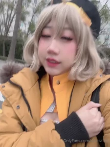 Two cute lil vids from sac anime im not built for the cold lol and i