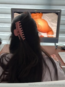 What do you think sasha is thinking wrong answers only watching that