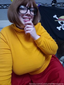 Jinkies bbw cosplay chubbygirl velma velmacosplay assspreading