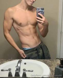 Do we like the camo joggers