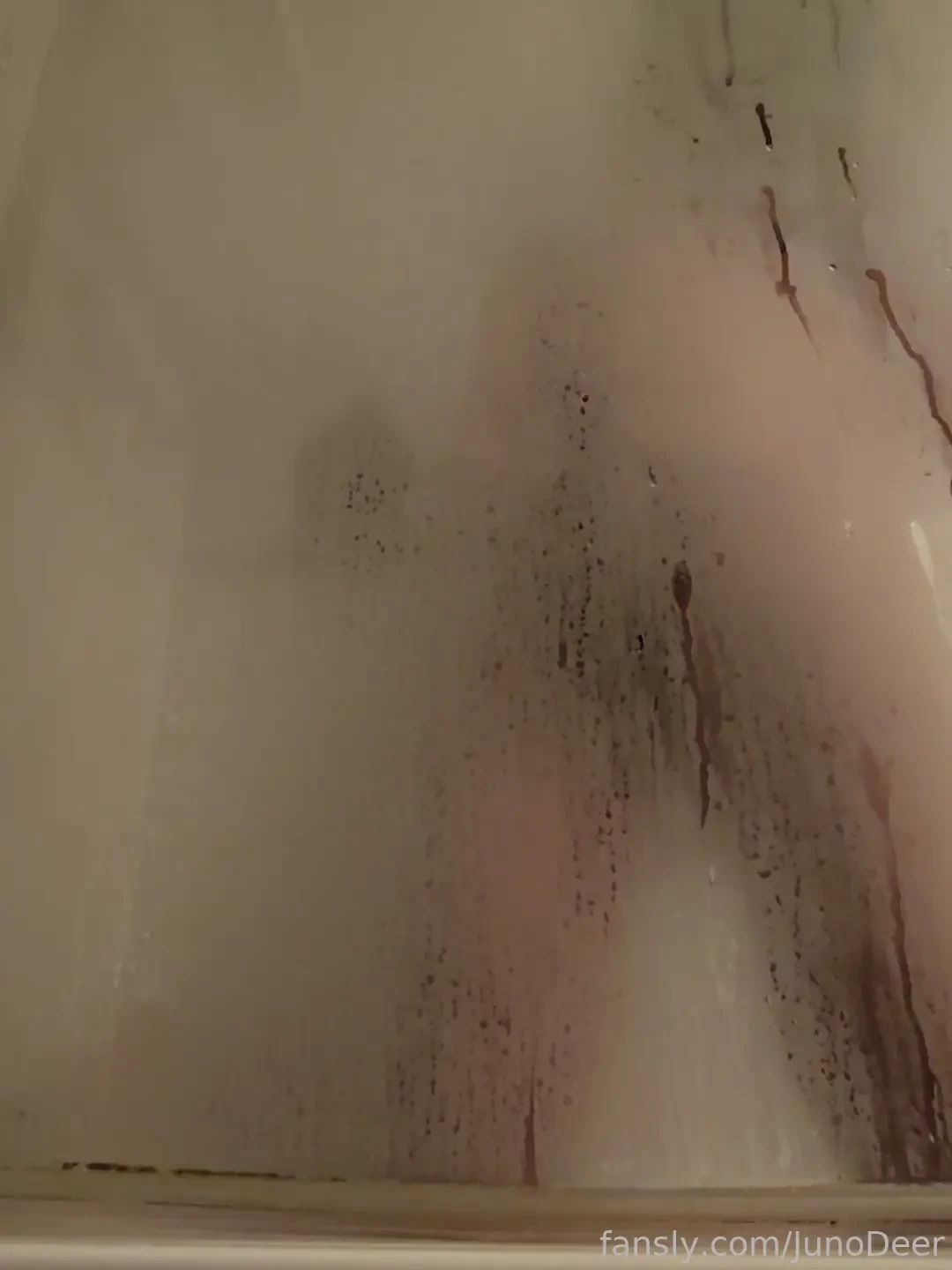 Cleaning my shower screen with my own shower 3 now introducing the 