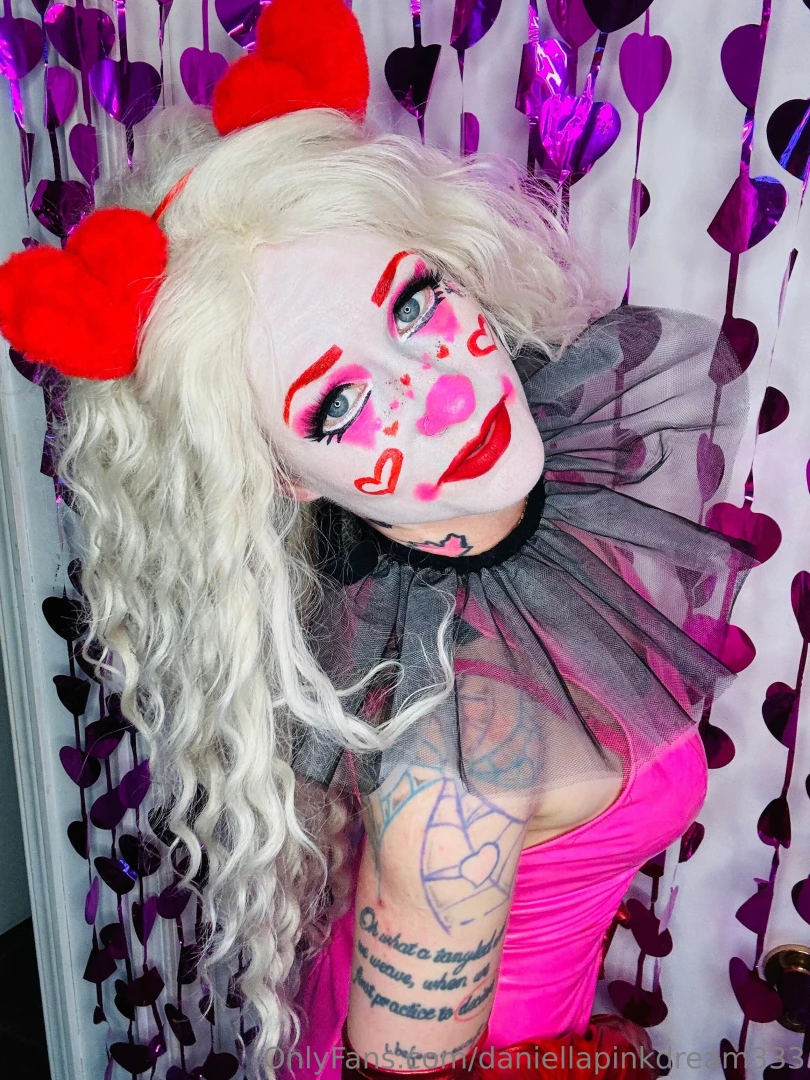 Vip is 60 off for a few more days daniellapinkdream no ppv 