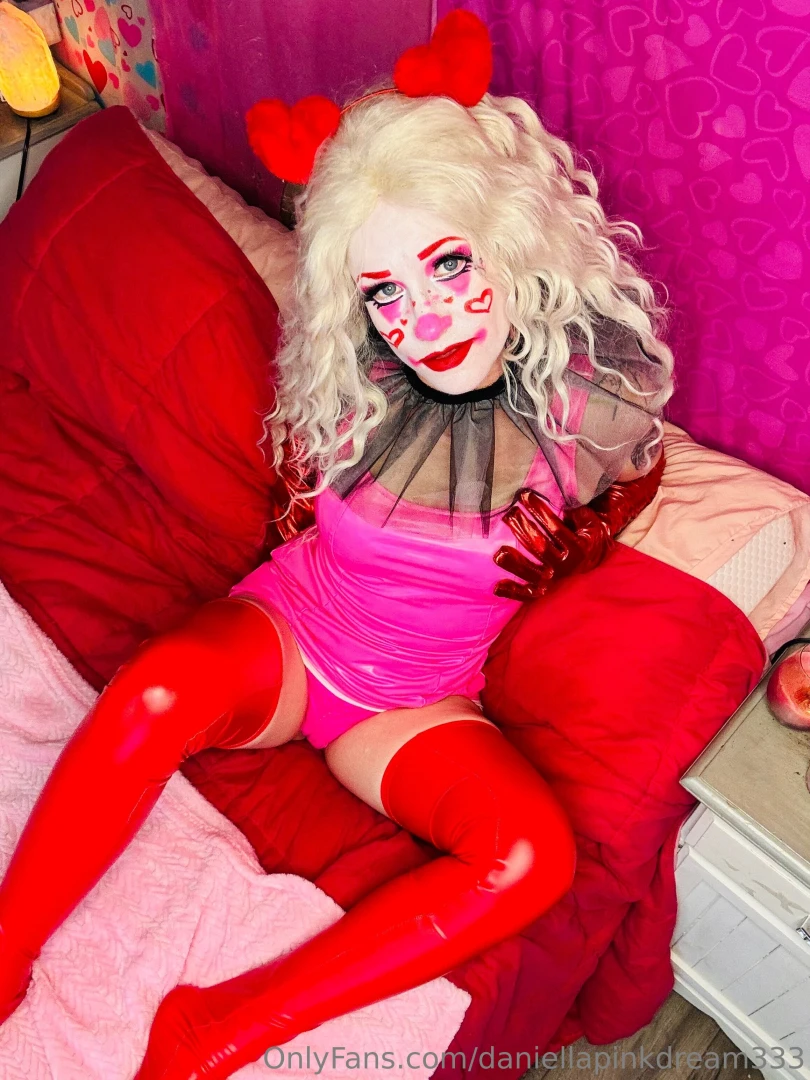 Happy valentine s day daniellapinkdream vip sees it first no ppv 