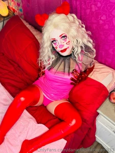 Happy valentine s day daniellapinkdream vip sees it first no ppv