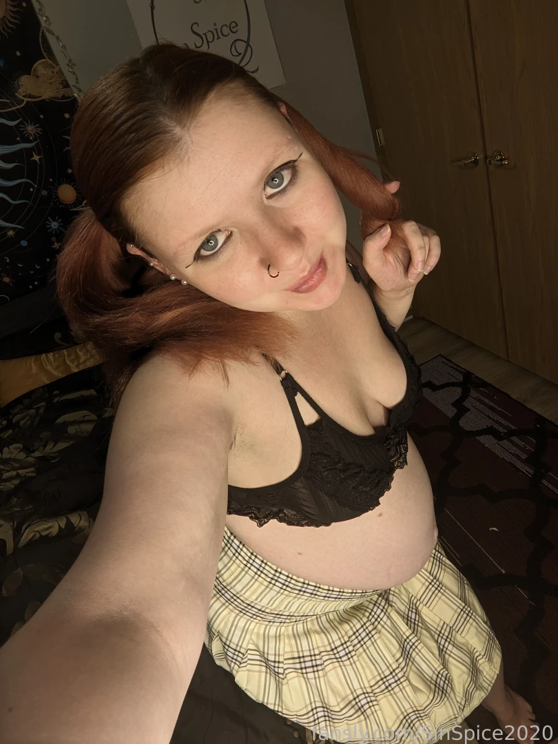 Pics lingerie pregnant redhead schoolgirl part 17 