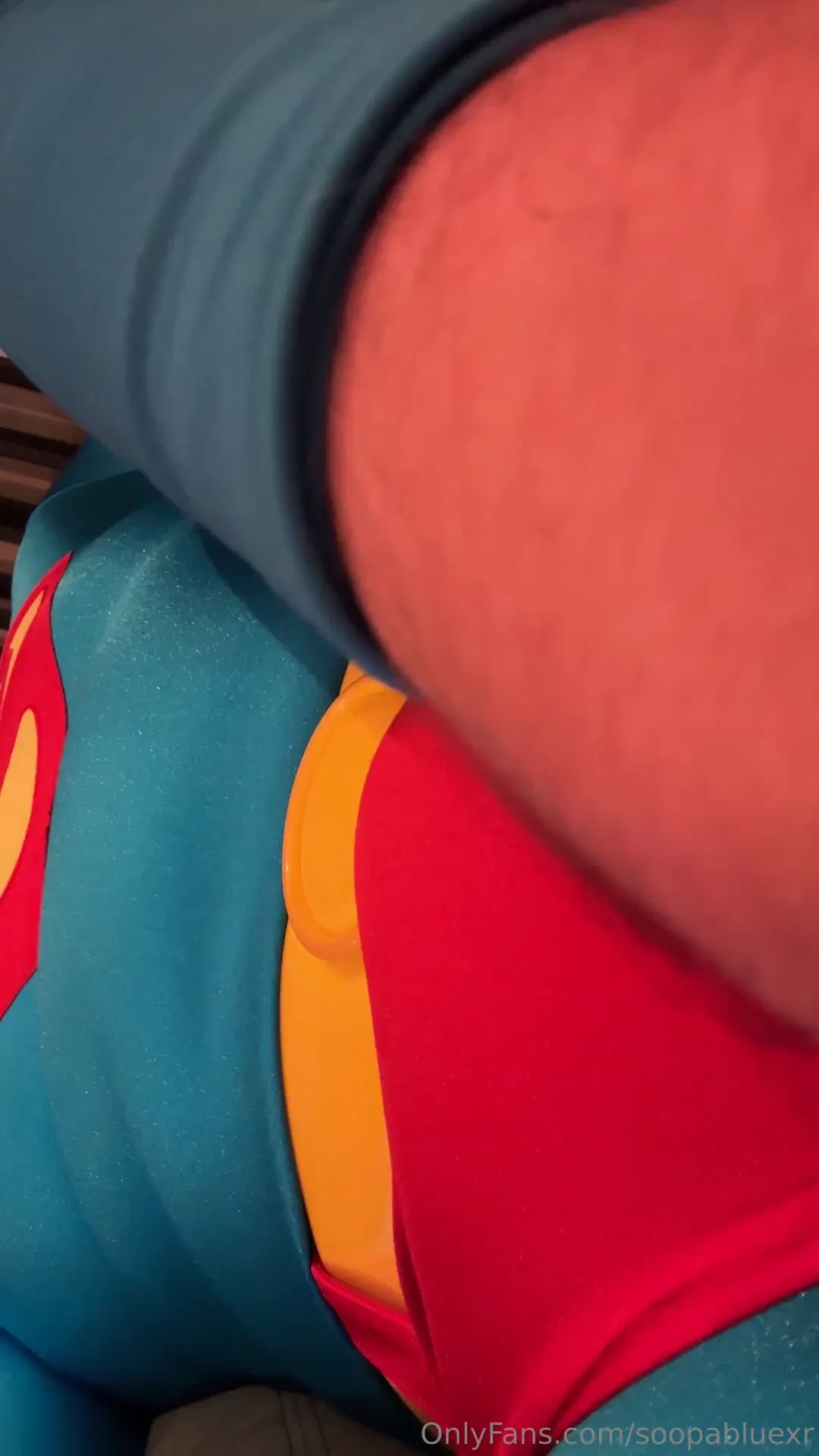 Holy fuck the effects that this pink kryptonite has on us are feelings 