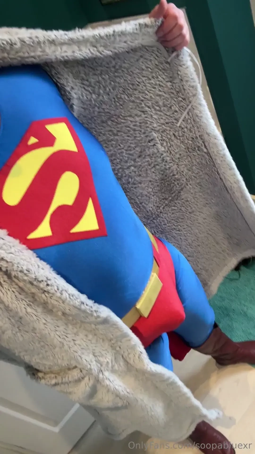 Rise and shine boys wish i wasn t alone i woke up feeling super horny 