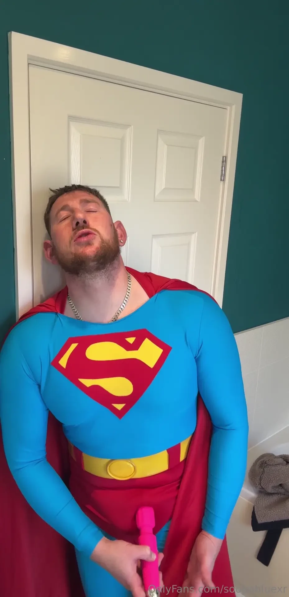 Super sunday this pink kryptonite wand was gifted from who at the time 