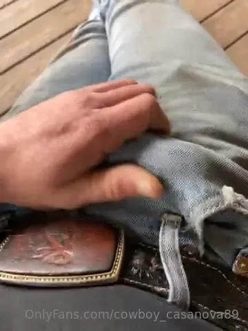 I m in my tight jeans can you tell 