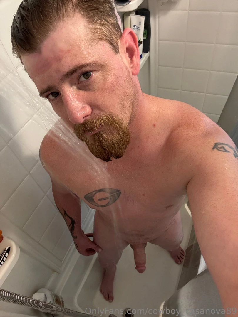Who likes shower play 