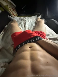 Pov jerkoff that ends with one hell of a creamy finish you re watching