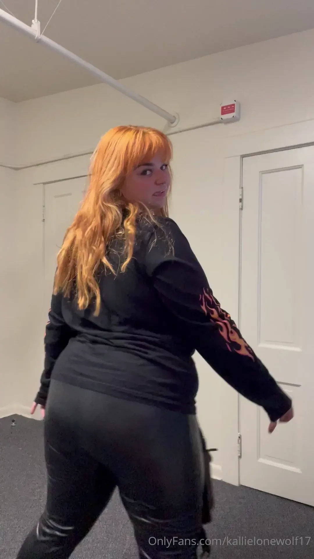 Some leather butt for my sluts 