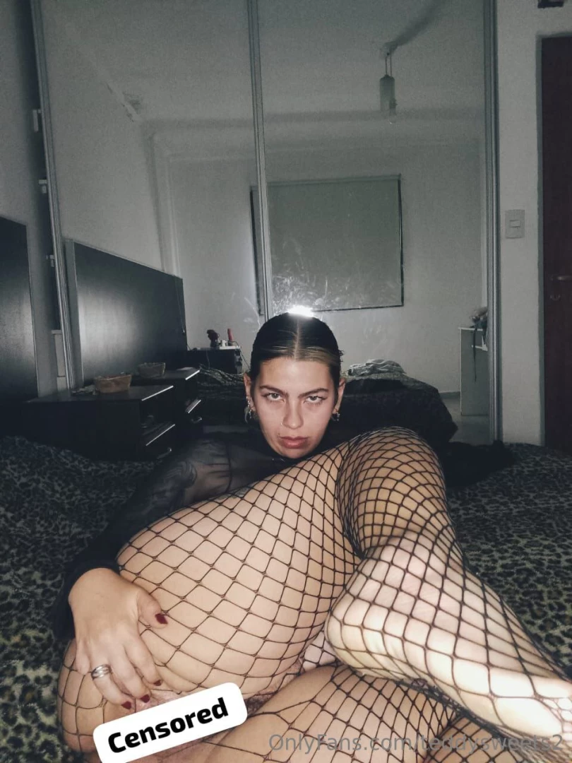 Tokyyoqueen tokyyoqueen x fetishes subscribe now and get a welcome part 1 