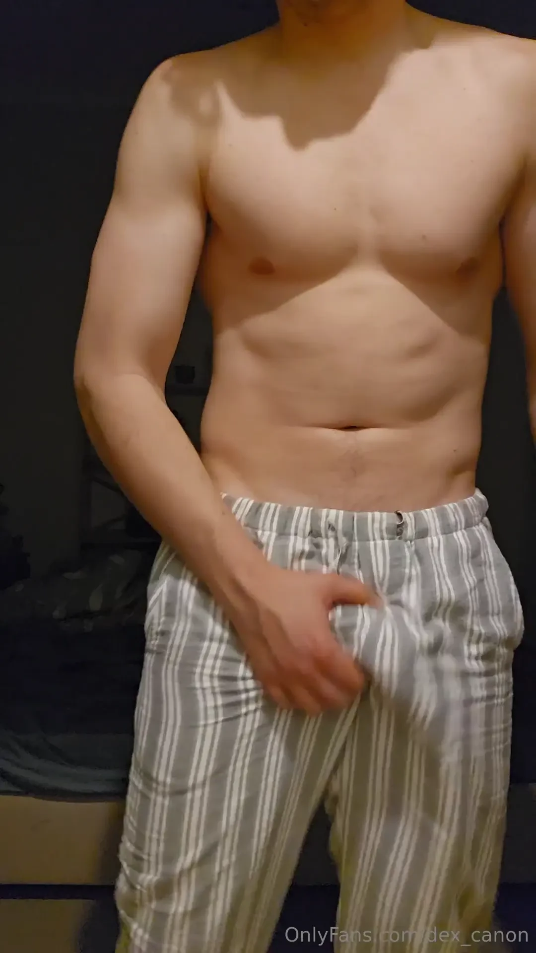 Short clip from vip only fans it s bedtime but i want someone to come 