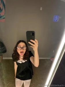 Can i live on your floor swipe to the end for a suprise part 3