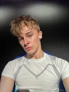 After seeing all these boys with juicy trunks wanna have my own one