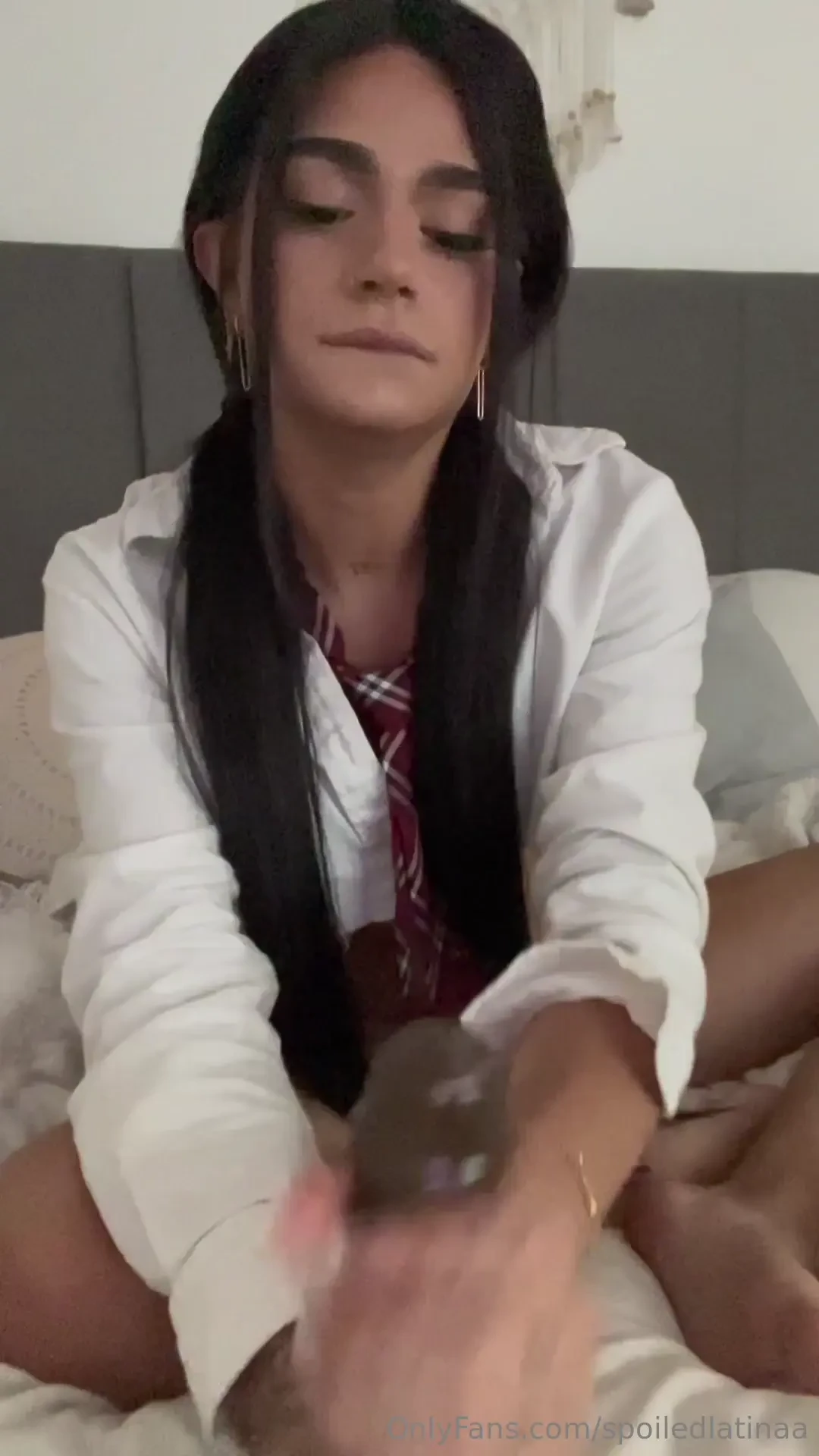 Petite trans girl tries to raise her grade by worshipping her teachers 
