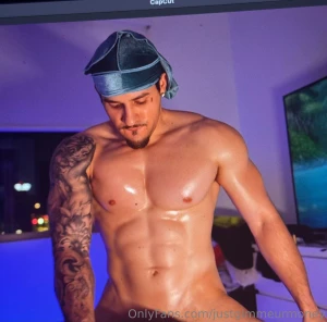 Make sure you re checking your messages you don t wanna miss this vid