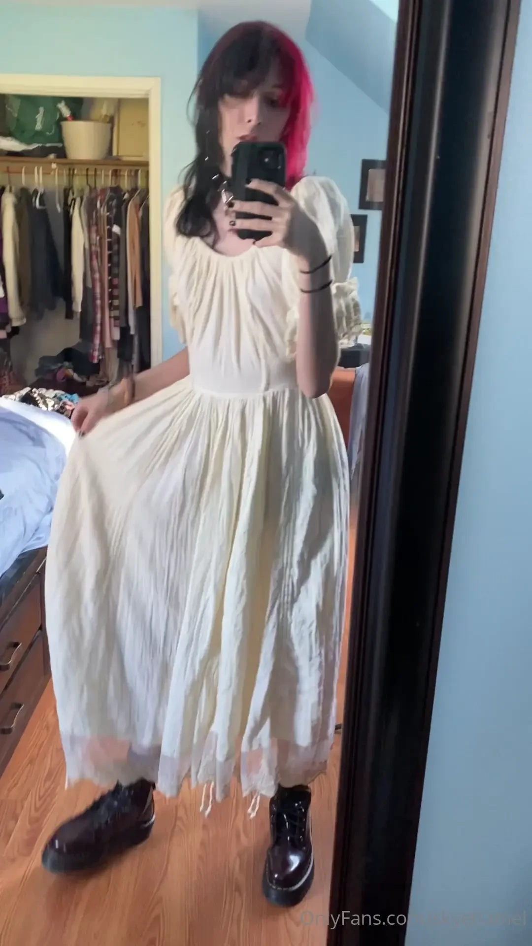 Me in cute outfits with a couple nsfw ones thrown in the middle gt lt 