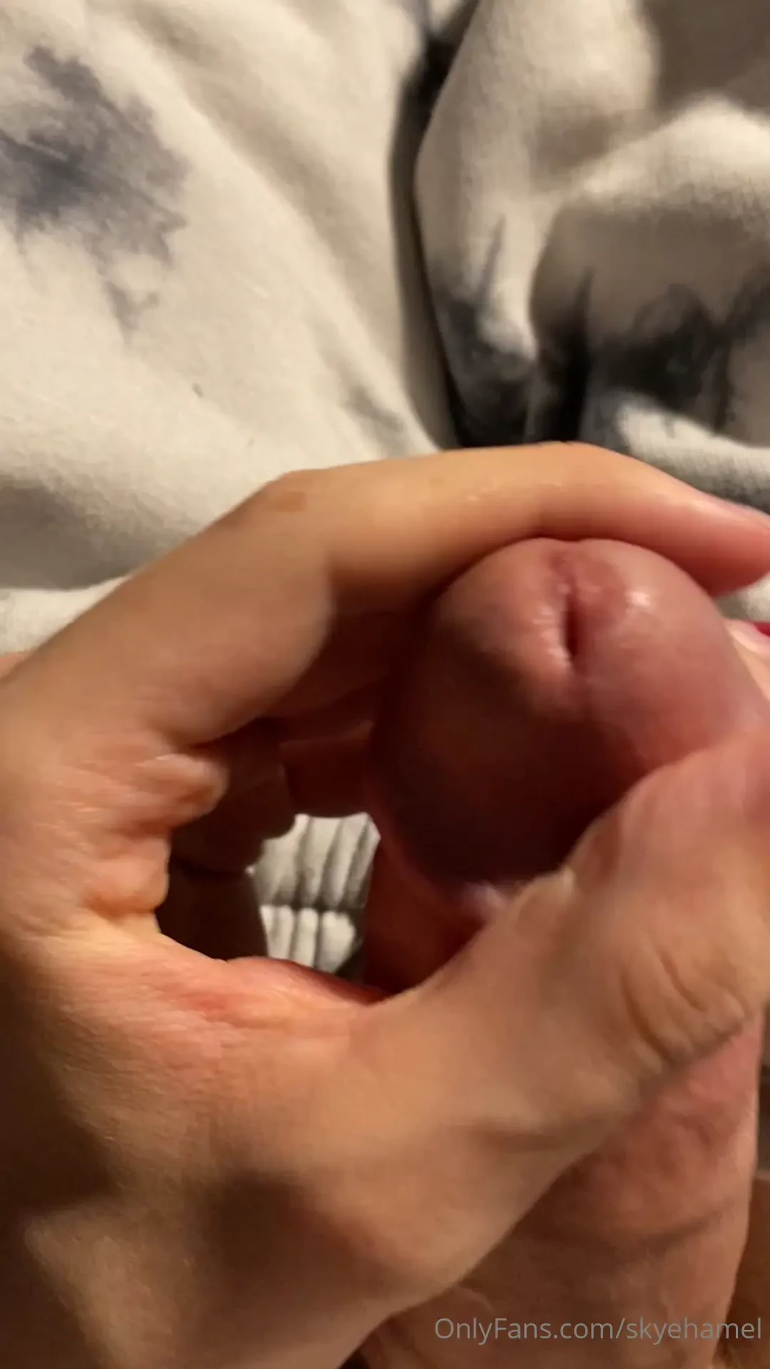 I was sexting someone last night and it s the first time i ve been 