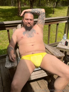 Only thing missing is some good company