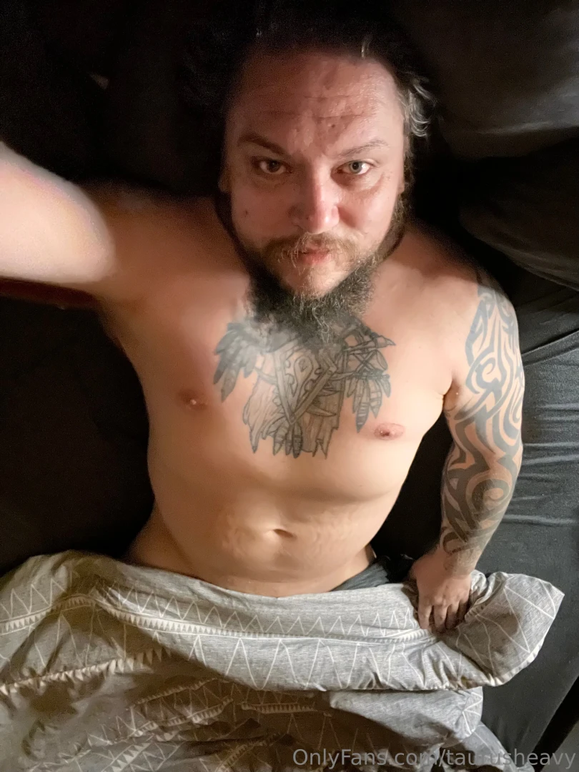 Come convince me to stay in bed 