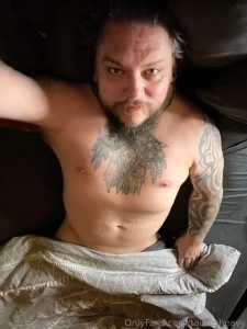 Come convince me to stay in bed