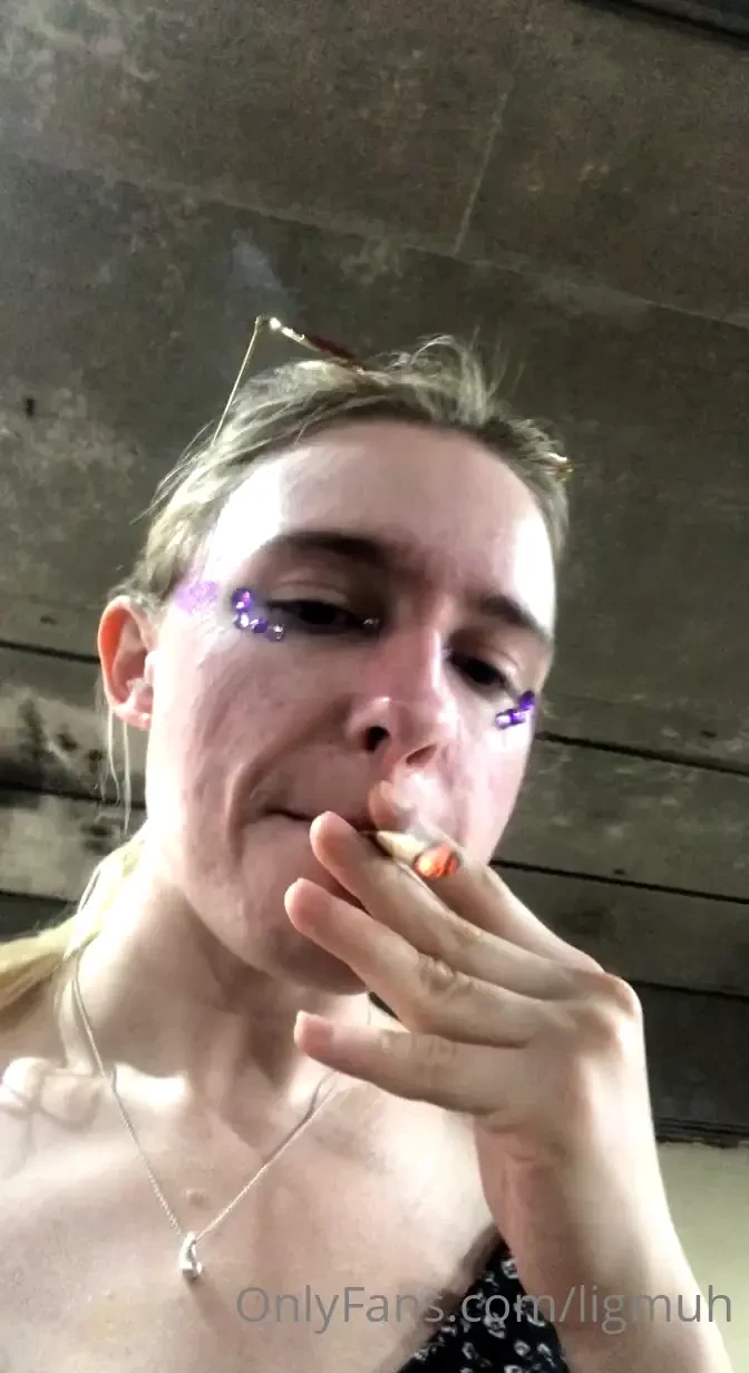 Was at movement festival in detroit all weekend 3 of us smoked 7g 