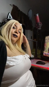 Wanna help me under my desk