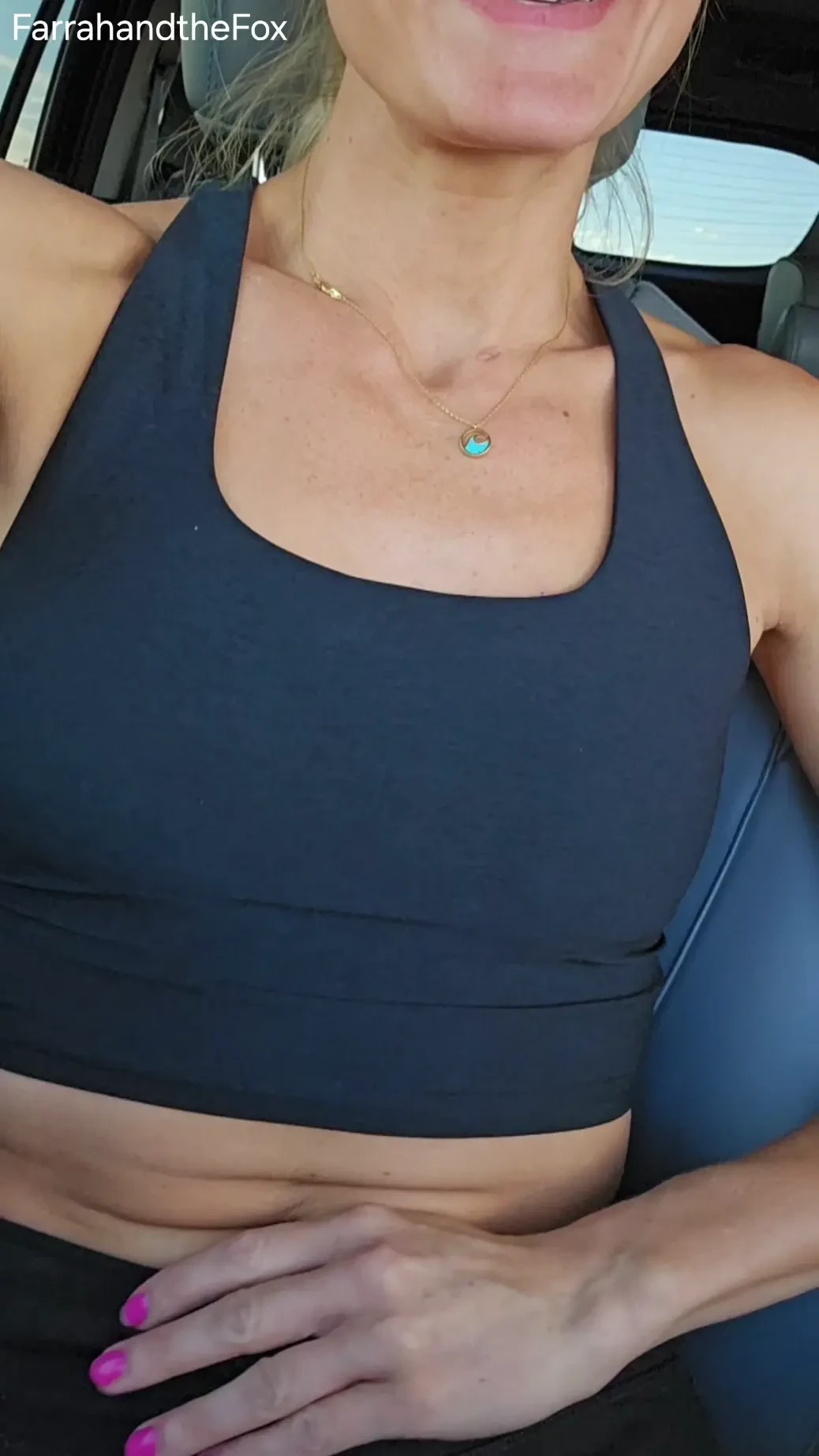 Out running errands and had to pull over to play with my pussy for a 