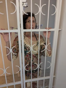 Oh no i m trapped what happens next