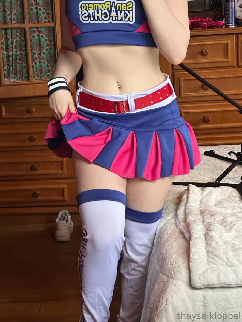 Thinking about bring a really hottest set ever with this cosplay any part 1 