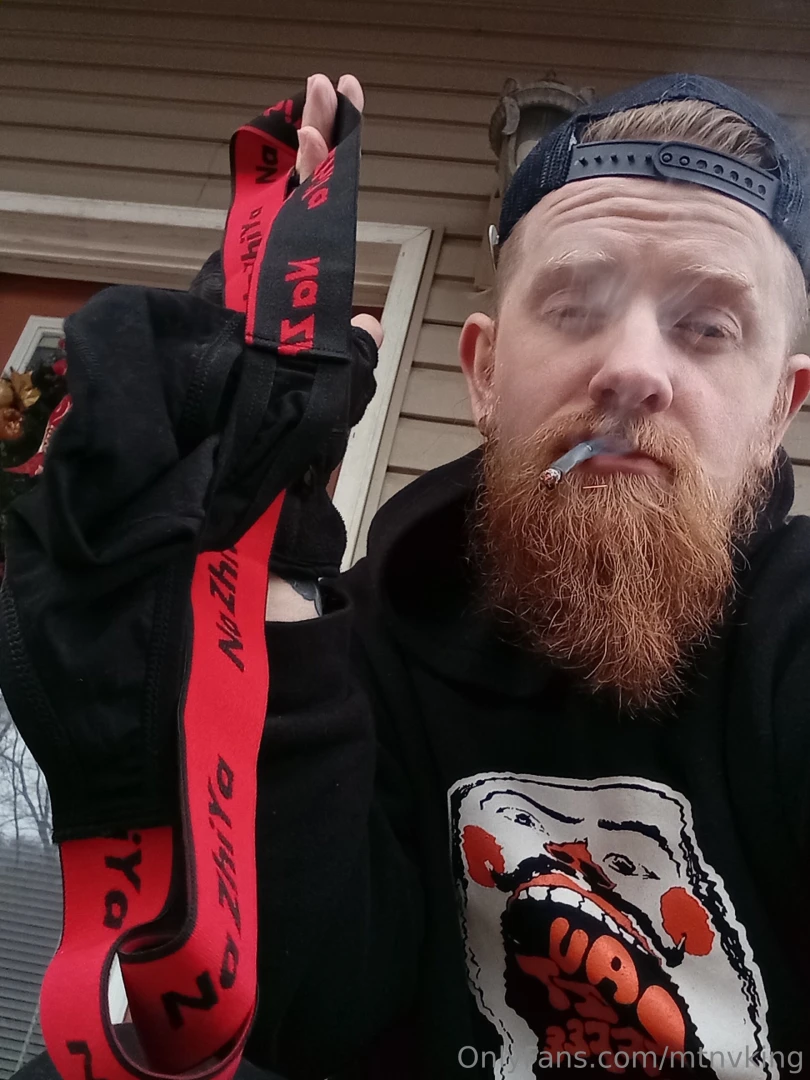 If i get this all cummed up which one of you horny fuckers wants it 