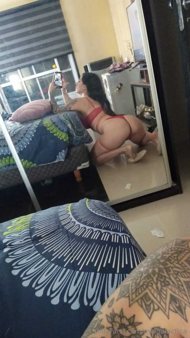 Hello baby i m online and available to play with you do you like my 