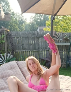 Mmm leg up and back heels