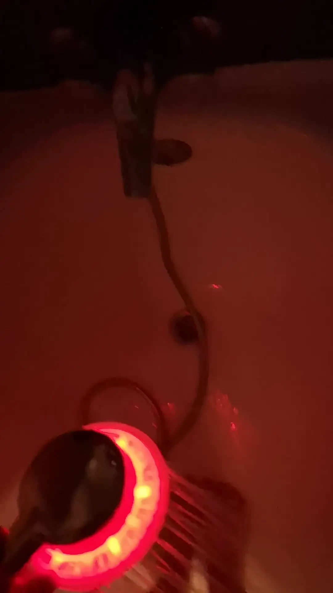 Mes petits pieds avant le bain la suite dans quelques minutes 