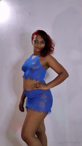 Blue queen short video
