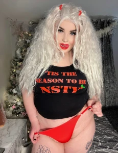 Wanna take off these little red panties for me so we can get nsty babe