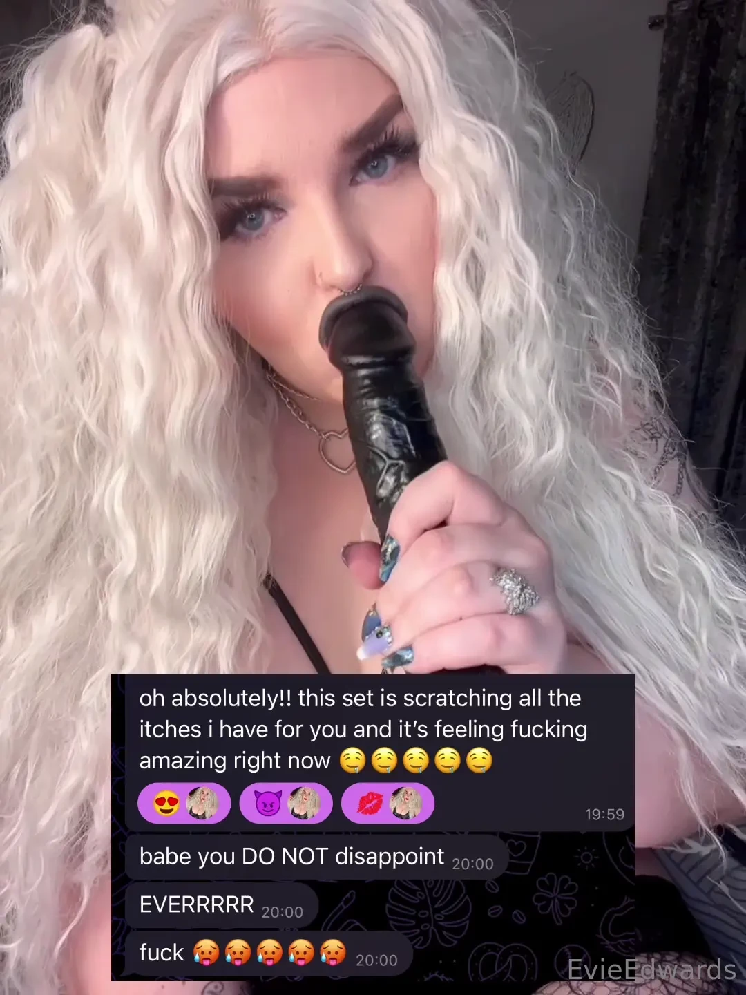 Did y all check your inbox spooky boos you got mail i sent you some 