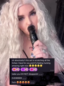 Did y all check your inbox spooky boos you got mail i sent you some