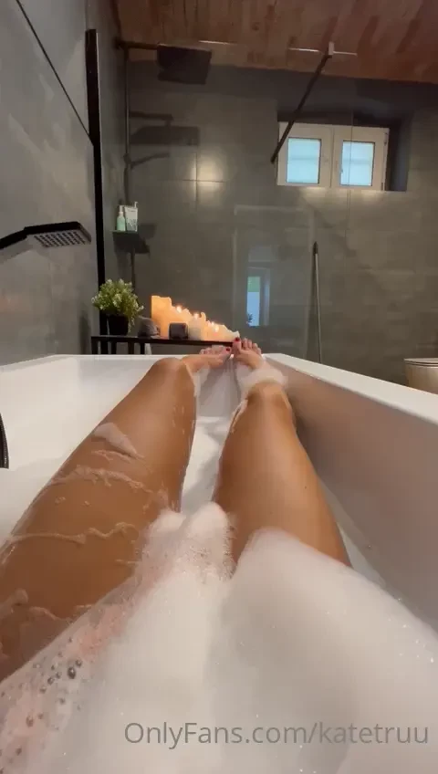 Hello i need give me your helping hand 